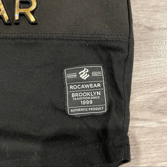 Youth Rocawear Gold and Black T Shirt - Picture 6 of 6